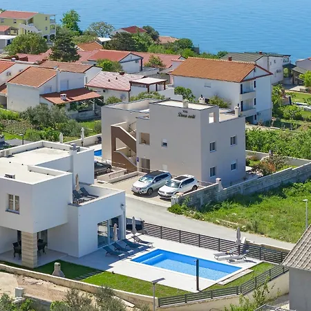 Charlotta, Sea View , Pool, Near * Rtina